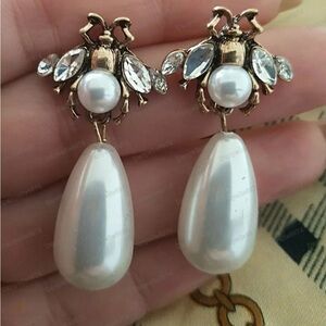 Art Deco Bee Earrings Vintage Style Pearl Drop Crystal Wings Antique Gold Tone